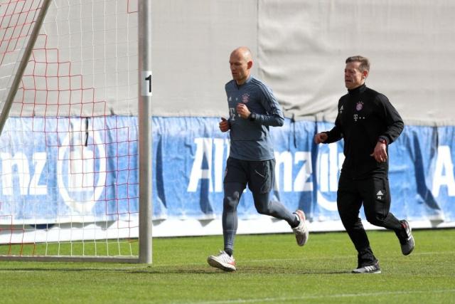 尤其是在大 尤其是在大